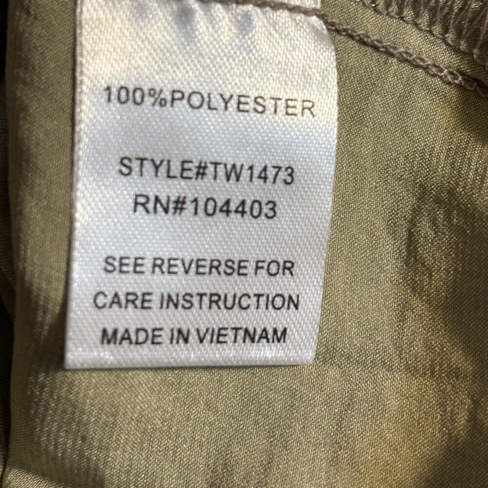The Workshop Women’s Silky Satin Button Down Shirt in Olive Green Medium NWT - Picture 7 of 7